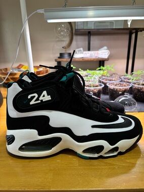 NIKE AIR GRIFFEY MAX 1 “FRESHWATER” MENS.